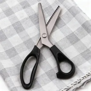 1pc Lace Wig Scissors Stainless Steel Toothed Cloth Shears Triangle Serrated Tailor Scissors, Handmade Scalloped Edge Scissors Professional