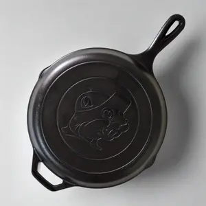 Buc-ee's Cast Iron Pan Buc-ee's Cast Iron Pan