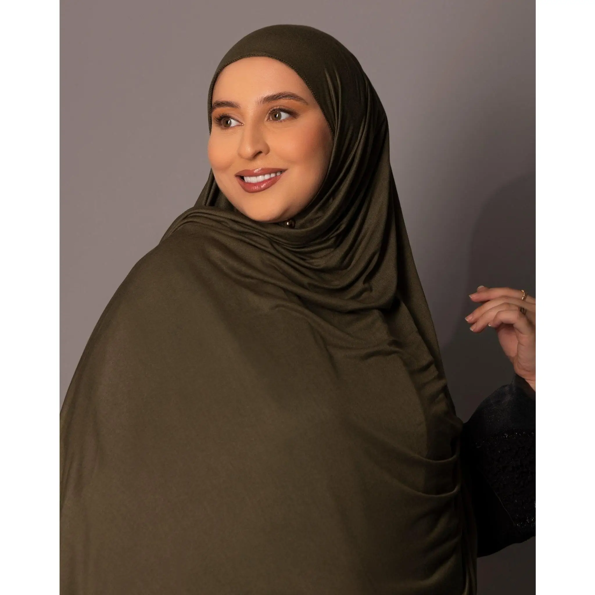 Premium oversize Jersey Hijab – Olive green