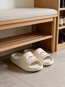 1 Pair Younger Sister Themed Funny Slogan Flower Printed Thick Sole Slippers, Sweet Cute Style, Non-slip Soft Sole, Indoor & Outdoor Dual-use, Open Toe Slides, Exclusive for Sisters, Bathroom Casual Slippers