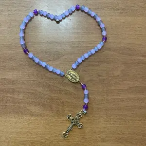 9in - 6MM Magnetic Rosary Bracelet - Solid Light Purple & Solid Dark Purple w/ Gold