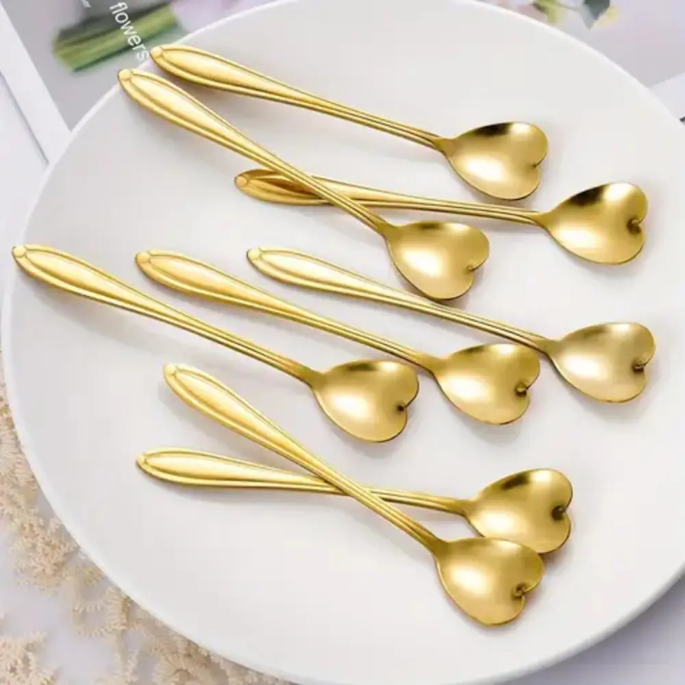 Love stainless steel coffee stirrer spoon, 8 heart-shaped short handled spoons per set, ice cream dessert spoon, household utensil set, very suitable for home and restaurant use, utensil set, utensil service set, kitchen utensils