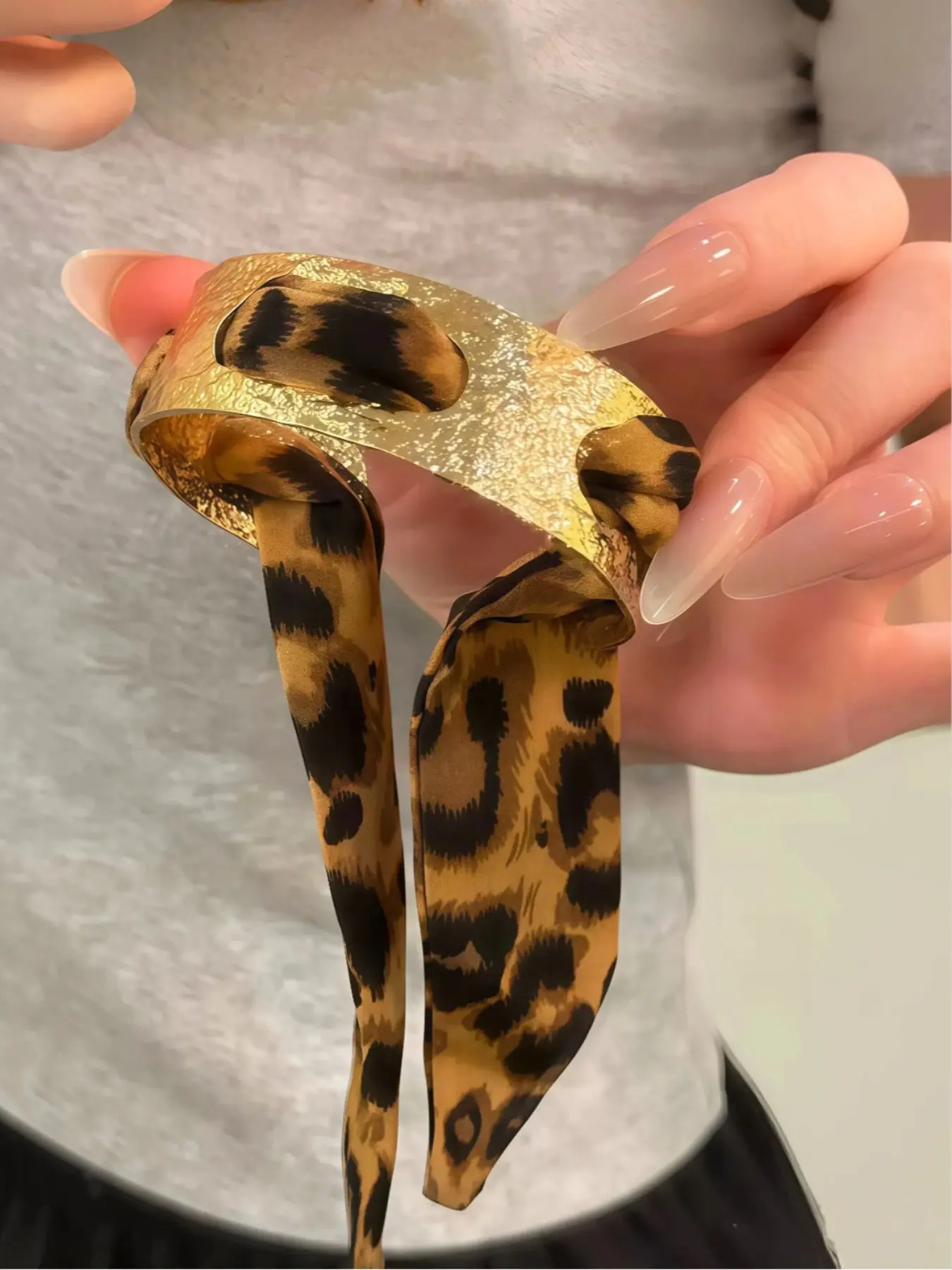 Elegant French Vintage Leopard Print Scarf Bracelet, Stackable Decoration for Daily Wear, Perfect Party Gift for Women, Stackable Bracelets