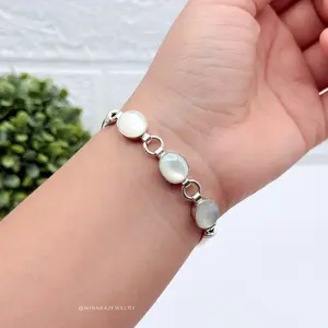950 Silver Natural Mother-of-pearl Stone Bracelet with Elegant Design and Durable Construction