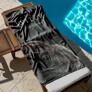 1 piece New England Witches Horror Movie Poster themed beach towel - Lightweight Portable Beach Towel, Moisture-wicking Quick-dry Fabric, suitable for Beach, Camping, Birthday, Machine Washable, Modern Pattern Style, Ideal for Outdoor Activities