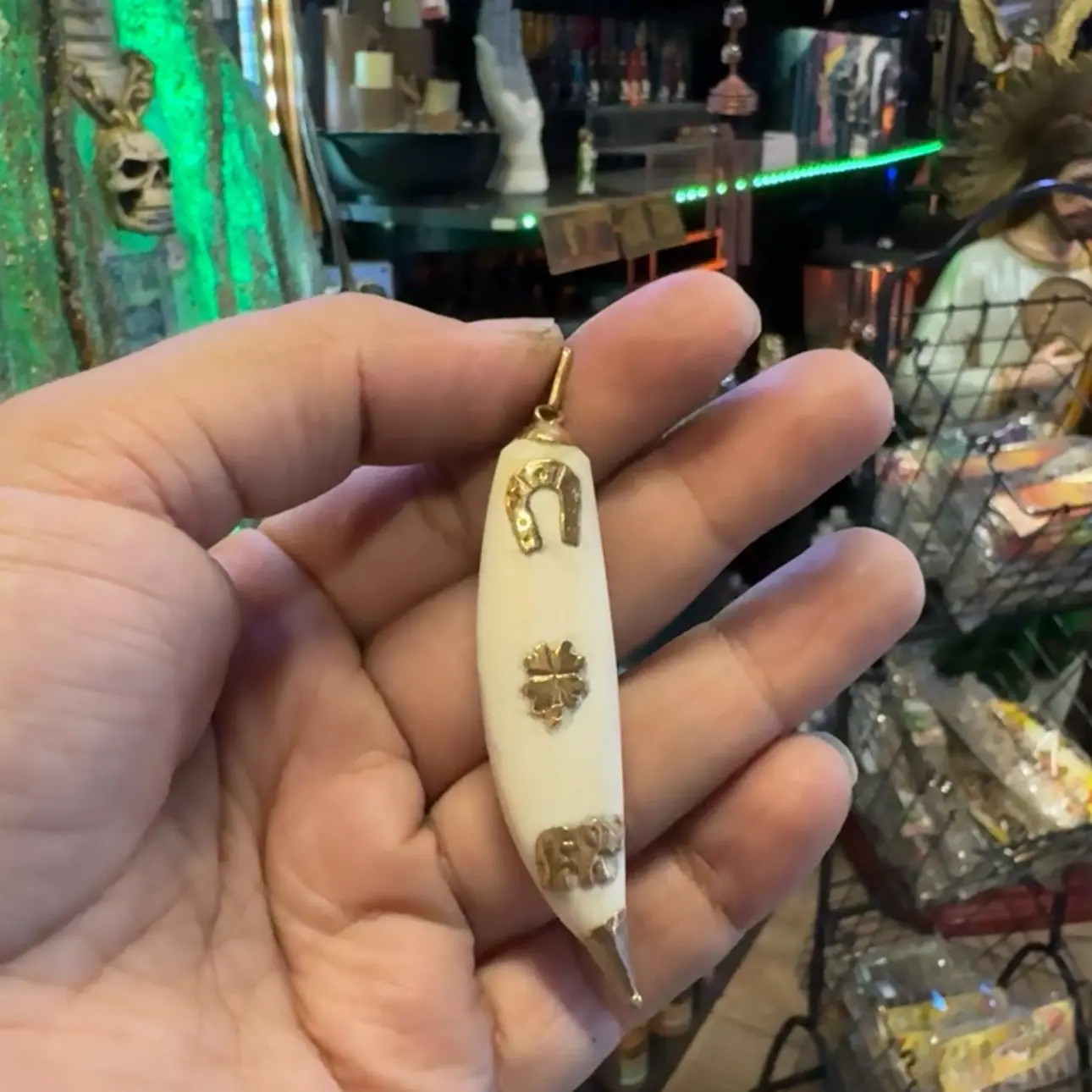 Protection pendant