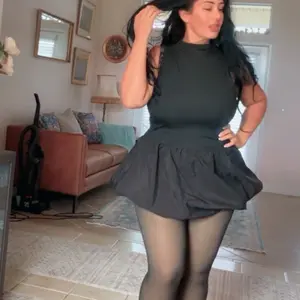 Tournesol Fleece Lined Tights One-Lined Seams both front and back! Womenswear Size XS - 4XL Thermal Winter Basic Tights Leggings Thick Semi-Transparent Casual Underwear Pantyhose Closed Foot Available in Light Mid Deep Skin Tone 001