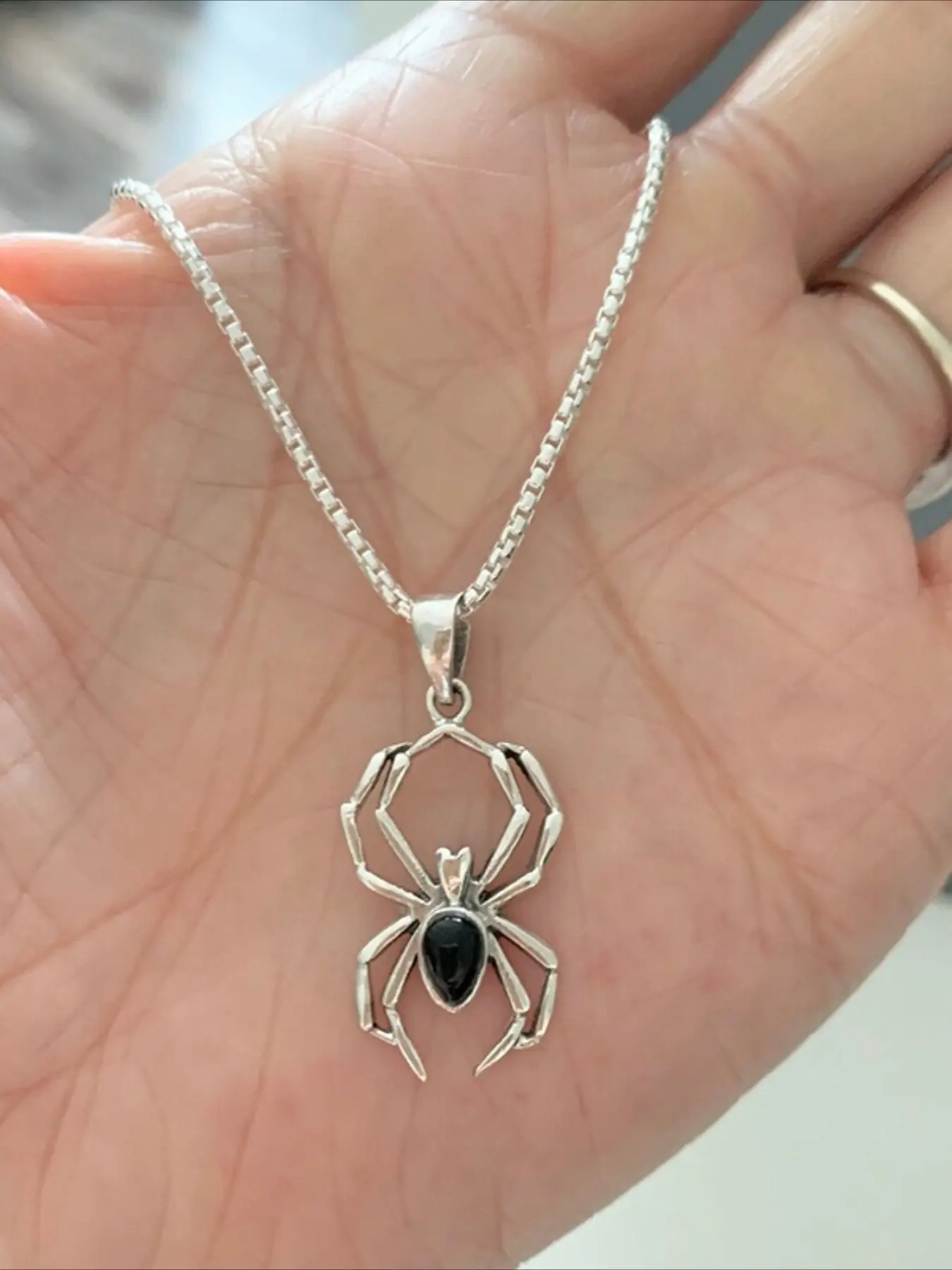 Fashion Spider Pednant Necklace , Valentine's Day Christmas Gift, Bridal Wedding Engagement Jewelry, Daily Wear Decorative Accessories