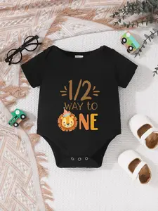 Newborn Summer Short Sleeve Triangle Onesie, Unisex Baby Lion Print Romper, Cute Half Birthday, Fitted Style