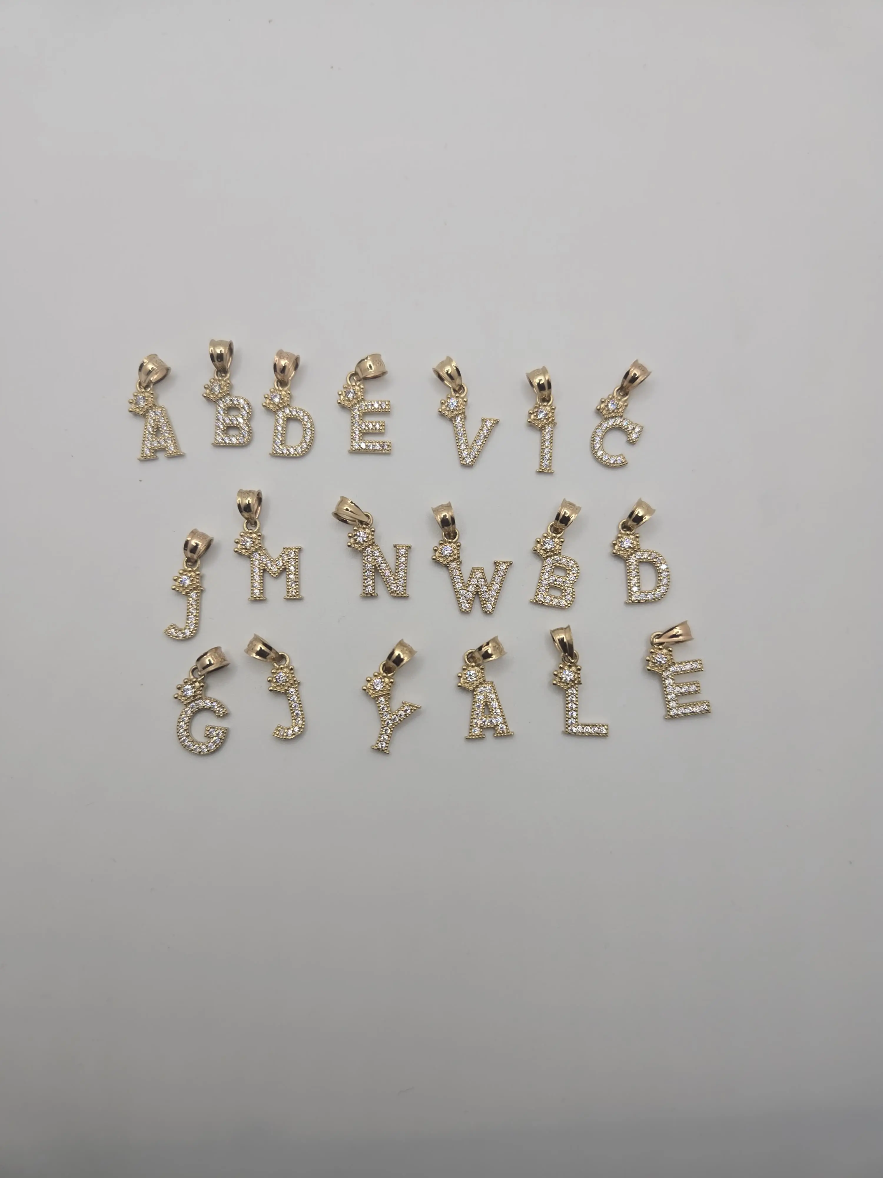 Dije de Letra Oro 14kt - Elegant Gold Color Letter Charms for Jewelry Making and Personalization