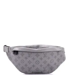 Pre-owned Louis Vuitton material Belt Bags Discovery Bumbag Monogram Shadow Leather PM by Rebag