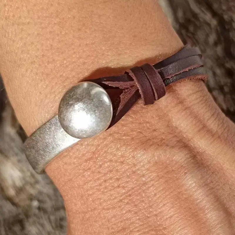Geometric Layered Bracelet, Unique Design for Fashion Lovers, Multi-layered Fashion Jewelry for Women & Men, Perfect for Any Occasion, Leather Braided Bracelet, Stackable Bracelets, Fashionable Bracelet
