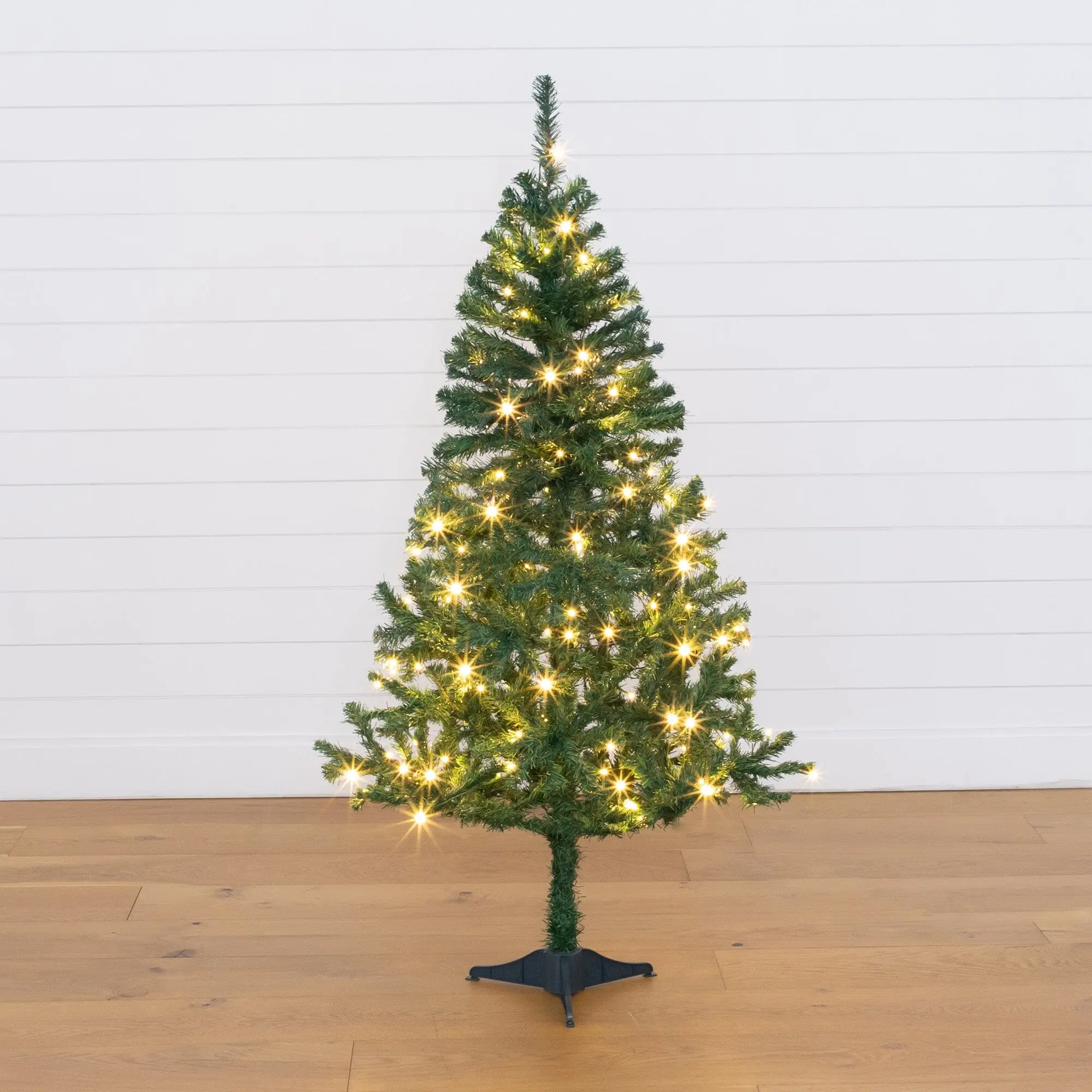 5' Northern Tip Pine Artificial Christmas Tree with 150 Clear LED Lights