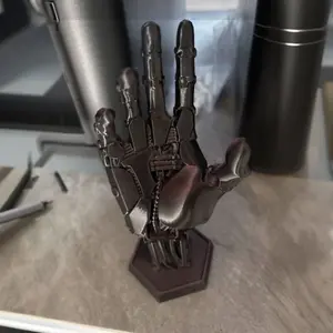 3D Printed Cyberpunk Arm Gaming Controller Stand, Futuristic Desktop Decoration, Desktop Statue, Tech Arm Design, Perfect Gift for Players