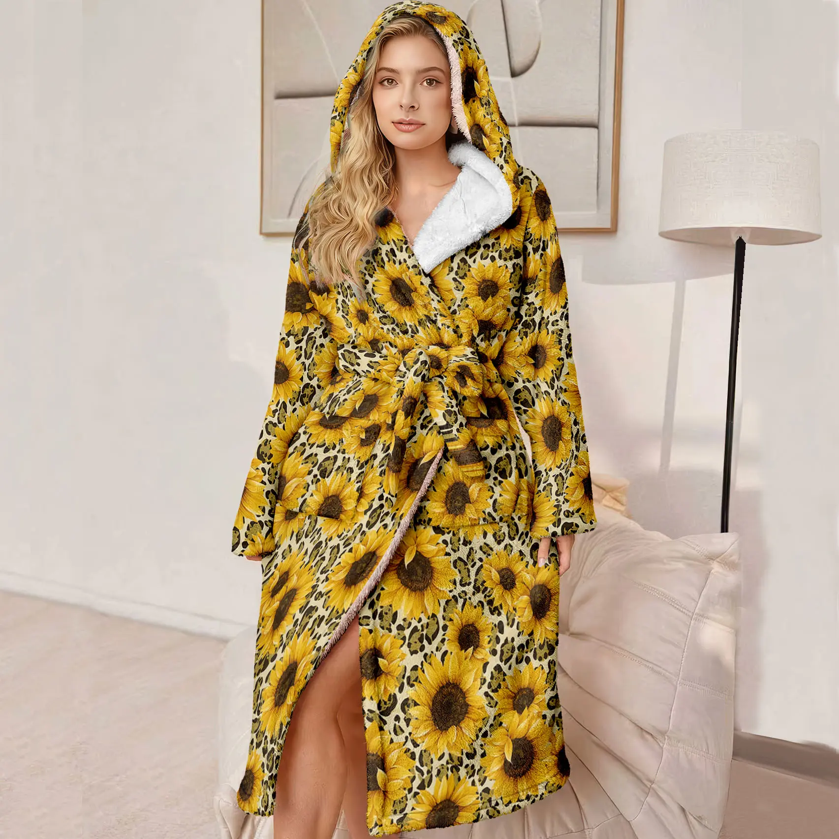 Plus Size Bathrobe, Luxury Hooded Robe, Ultra Comfortable Sunflower Pattern, Fleece with Belt and Pockets, Winter Gift