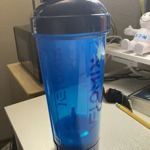 VELOMIX 24oz Electric Protein Shake Mixer Bottle - USB-C Rechargeable Drink Mixer, Leak-Proof, 80 Mixes per Charge, 1-Touch Operation, Easy-Clean, Durable BPA-Free PP/PE Plastic, Gym Accessory