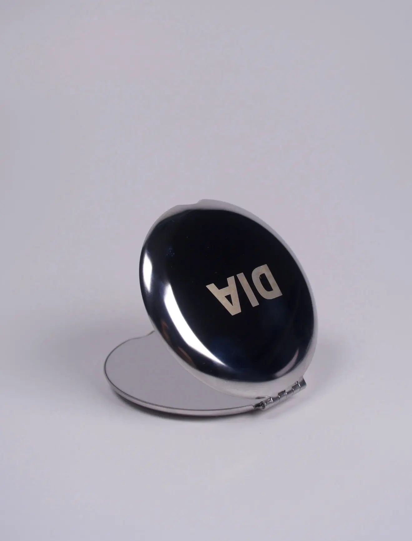 Limited Compact Mirror
