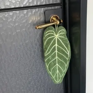 Plant Towel Ultra Absorbent Quick Dry Bathroom and Kitchen Towel, Tropical Leaves Design Hand Towel with Hanging Loop