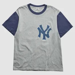 New York Yankees Lee Sport 2000s T-Shirt - Gray - M