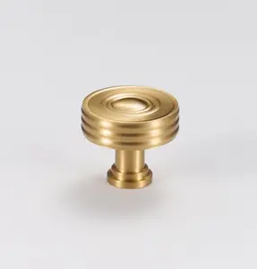 ASTORIA FLUTED ROUND CABINET KNOB