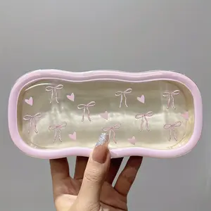1pc Women's Asian Collection Magnetic Glasses Case - Love Bow Design, Plastic, Portable Storage for Eyewear |   Pressure-Resistant |   Ideal Holiday Gift