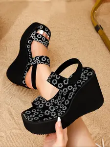 Women's Fashion Comfortable Outdoor Sandals, Peep Toe Wedge Stylish Thick Sole High Wedge Heels Slip-On Shoes, Perfect for Summer Wear, Ladies Footwear Collection