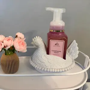 Farmhouse Hen Soap Holder (Bath & Body Works Size)