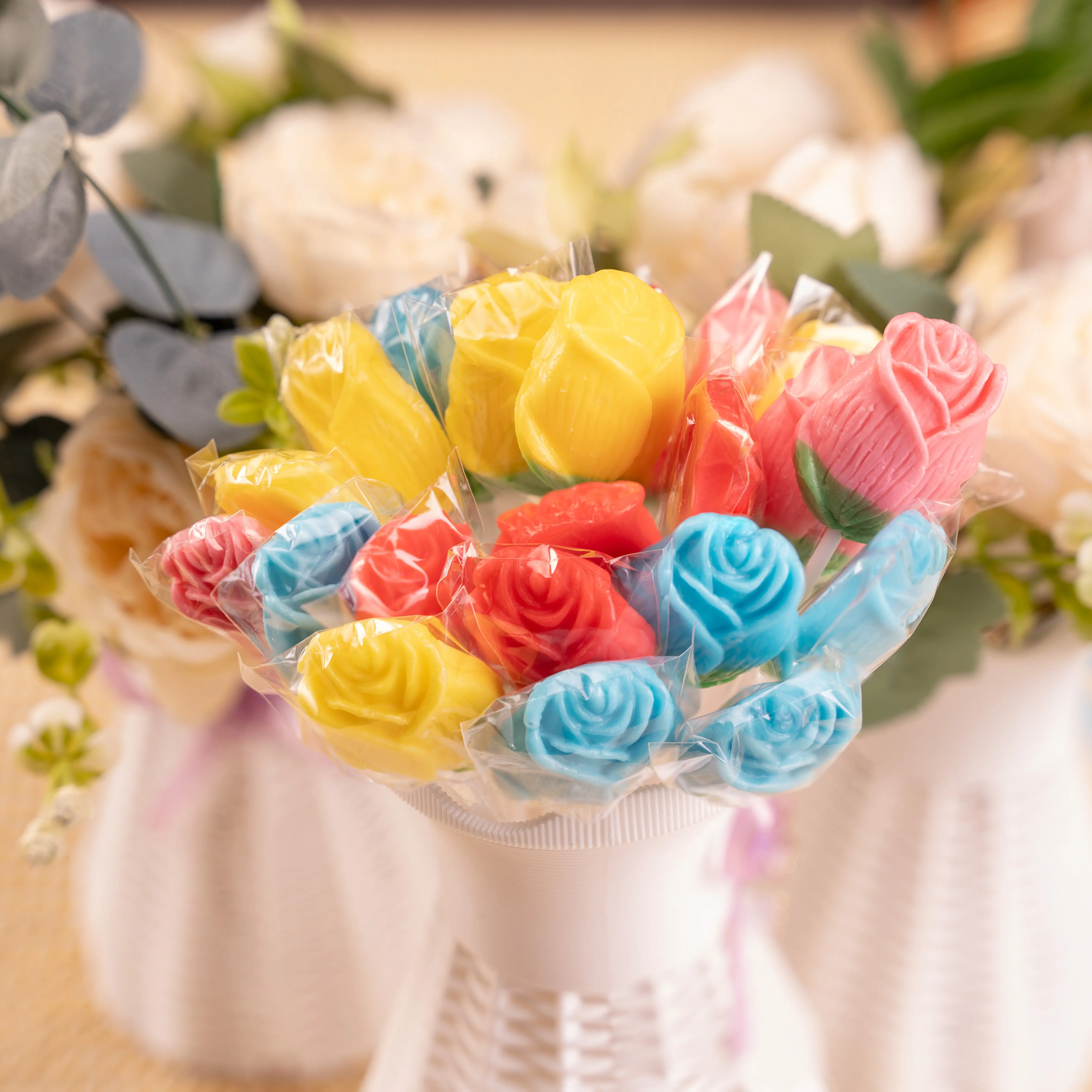 Easter candies 24 Pcs Forever Rose Lollipops in Glass Vase - Looks Like ...
