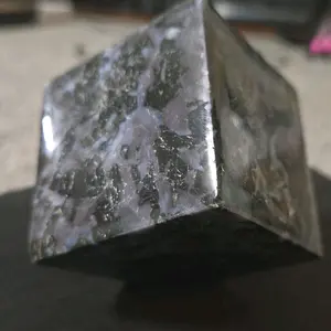 Mystic Merlinite Floating Cube