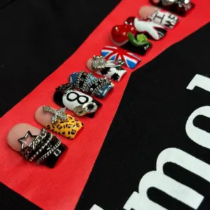 Y2K Junk press on nails