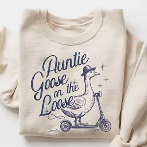 Auntie Goose On The Loose Sweatshirt, Retro Western Auntie Crewneck, Aunt Pregnancy Announcement Sweater, Funny Auntie Gift Pullover