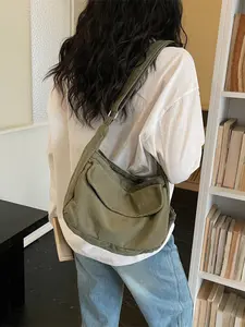 Japanese Style Simple Plain Crossbody Shoulder Bag, High-Quality Korean Messenger Bag, Casual Weaving Design for All Seasons