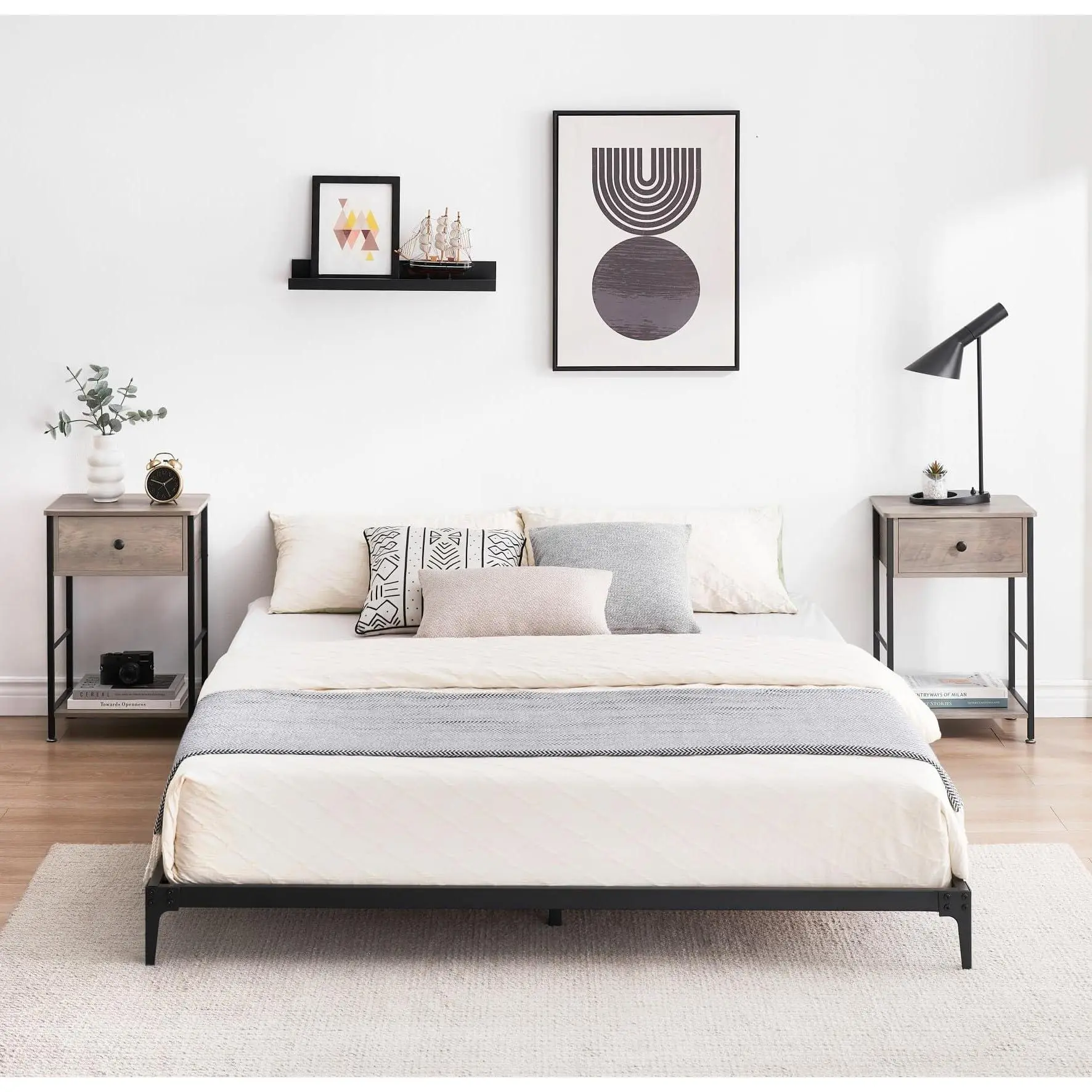 GARVEE Queen Metal Bed Frame, 6 Inch Low Queen Size Platform Bed Frames, Heavy Duty Queen Bed Mattress Foundation, No Box Spring Needed, Easy Assembly, Noise-Free & Strong Bearing Capacity, Black