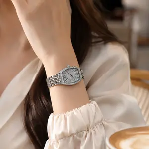 Women's Premium Curved Elegance Analog Quartz Watch - Crystal-Set Bezel, Tonneau Case, Textured Arabic Numeral Dial, Polished Multi-Link Bracelet, Dressy Bracelet-Style Chain-Link Quartz Watch for Daily Wear & Special Occasions, Bracelet-Style Quartz Watc