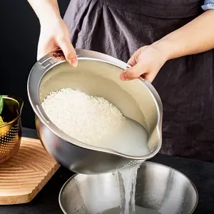 Pasta Strainer Steel Colander with Ergonomic Handle, Compact Design for Fruits, Vegetables, and Food Kitchen Utensils Drain