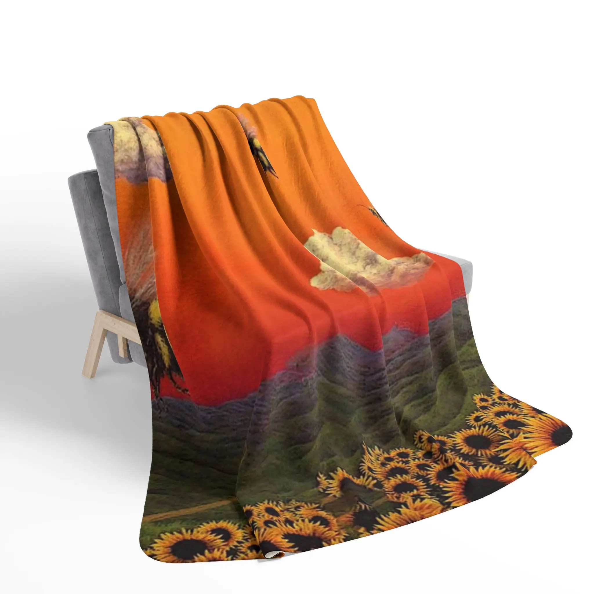 Aesthetic Sunflower Bee Soft Fleece Throw Blanket - Cozy Sunset Couch Blanket & Trendy Room Decor