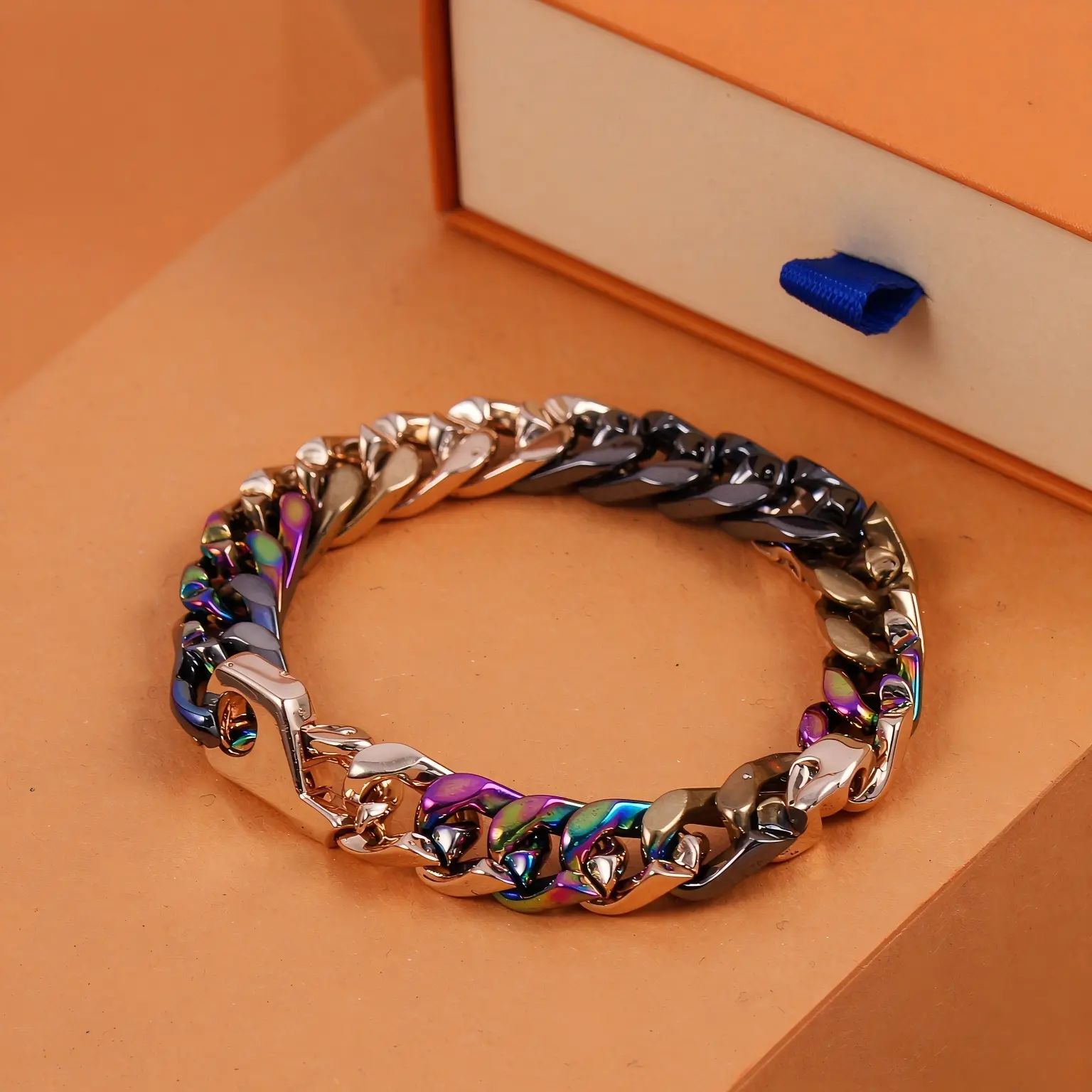 Multicolor Gradient Chunky Cuban Link Bracelet for Men and Women, 21cm×1cm Hip-Hop Wrist Costume Jewelry with Gift Box