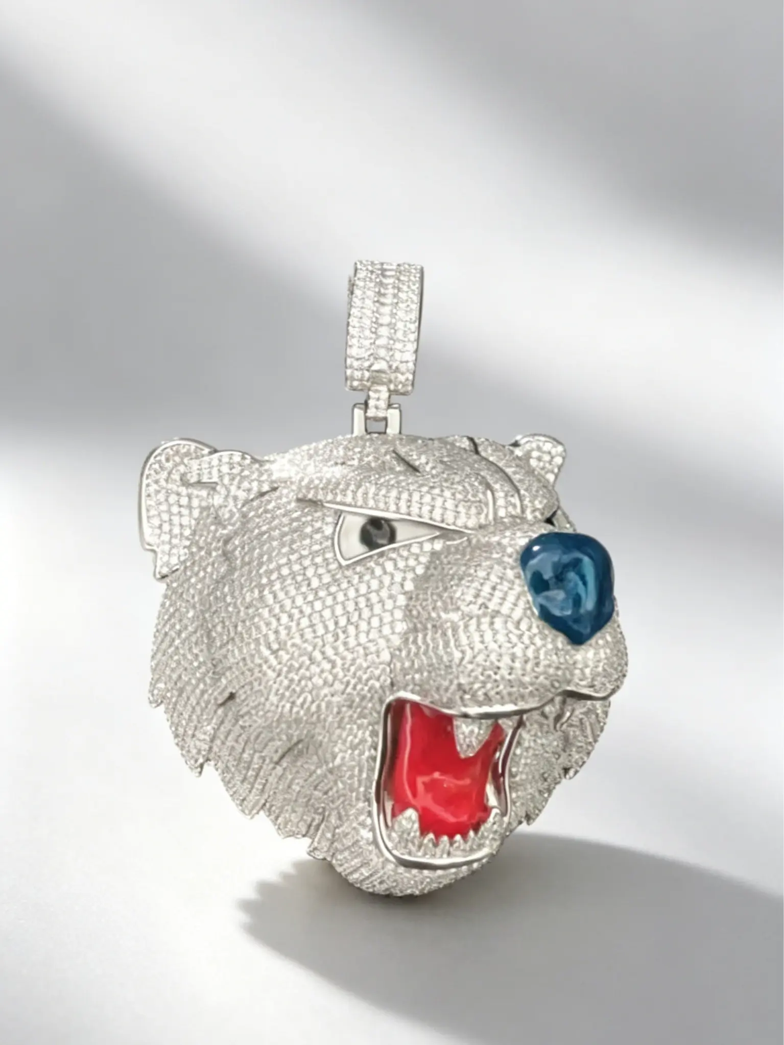 M2-2356 Heavy Duty Roaring Bear Pendant Fashion Necklace for HipHop Enthusiasts European American Style Durable Accessory Rhinestone Decorated Jewelry summerwins