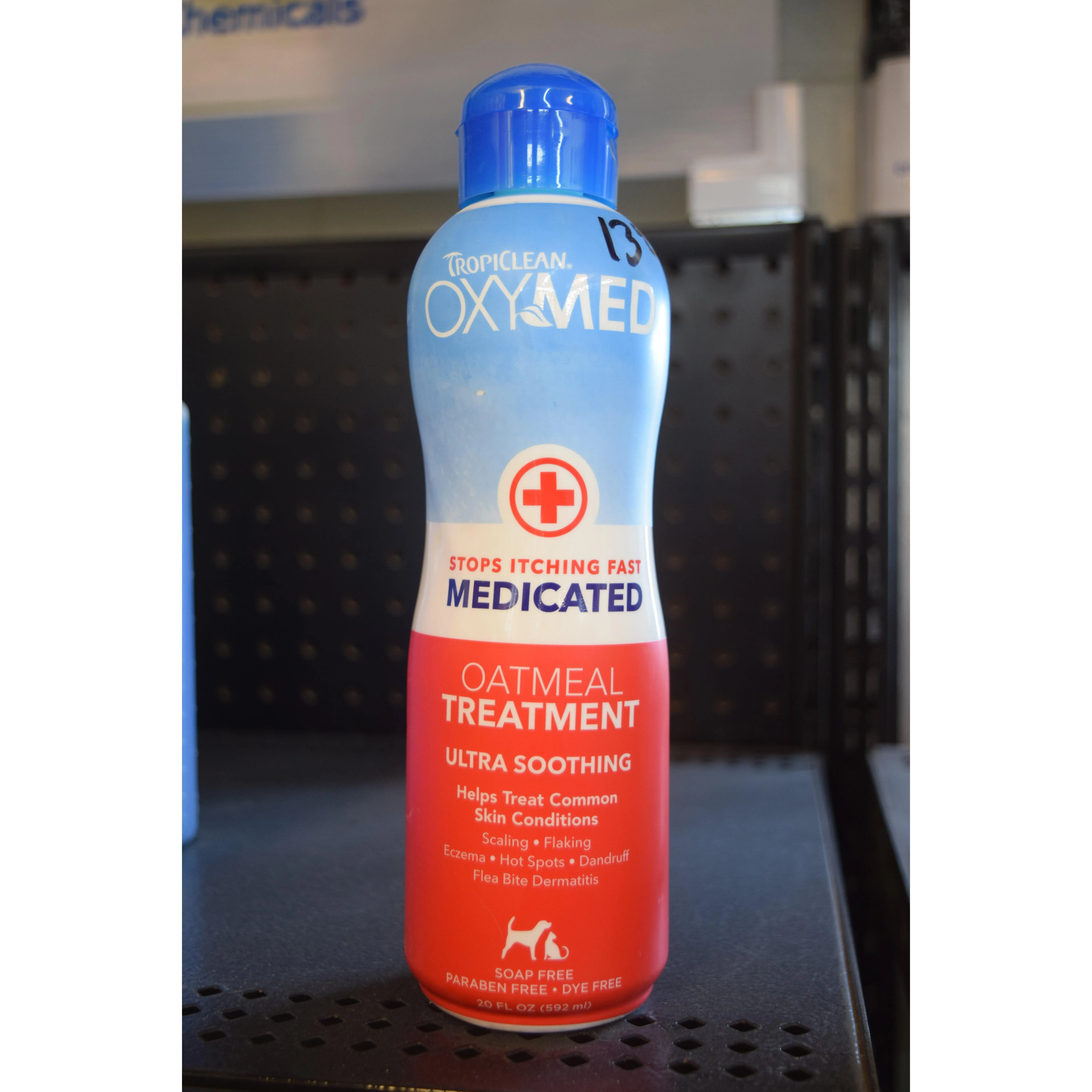 Tropiclean Oxymed Anti-Itch Medicated Oatmeal Shampoo