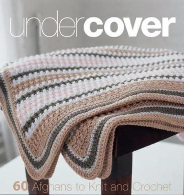 Used Book - Under Cover: 60 Knit and Crochet Afghan Patterns, Advanced Home Decor Tapestry, Good for Craft Enthusiasts (English Language)