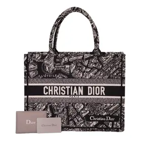 Pre-owned Dior Embroidered canvas Tote Bags Book Tote Black and white Pristine S009260226017