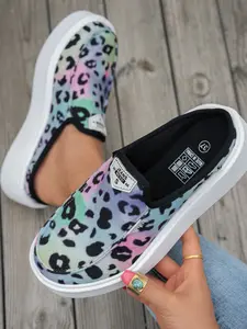 Leopard Print Low Top Casual Shoes, Slip-On Board Sneakers, European and American Fashion Trendy Half Sandals, Women's Footwear, Multicolored Leopard Print
