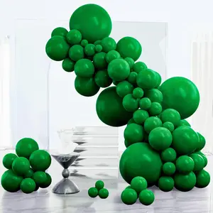 152Pcs Dark Green Balloon Garland Kit in Emerald, Hunter, and Forest Green for Party Decor