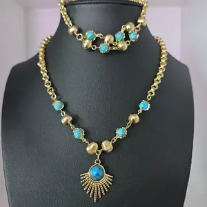 conjunto de.collar y brazalete