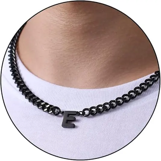 E letter necklace (black)