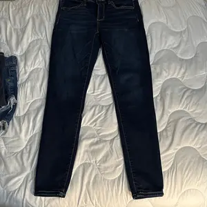 American Eagle Navy Blue Denim Jegging Size 6 Junior Inseam: 28 inches