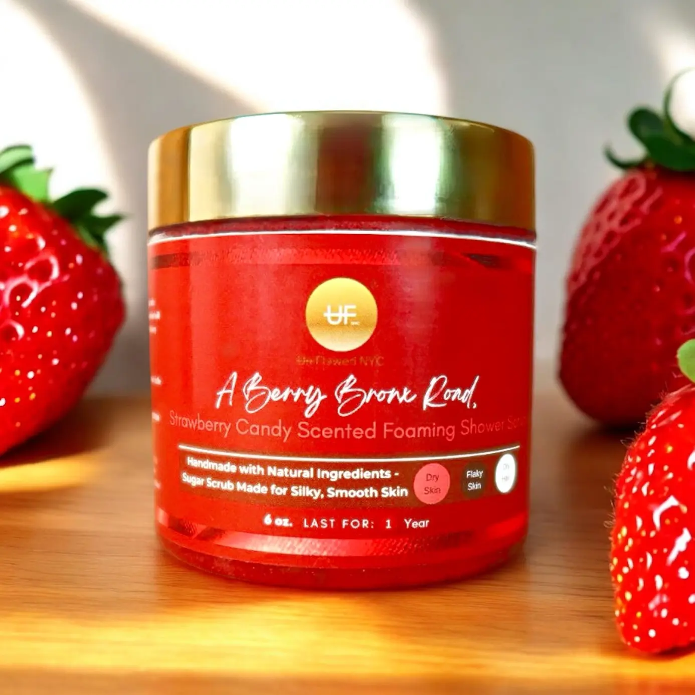 A Berry Bronx Road Strawberry Scented Foaming Shower Scrub Body Care