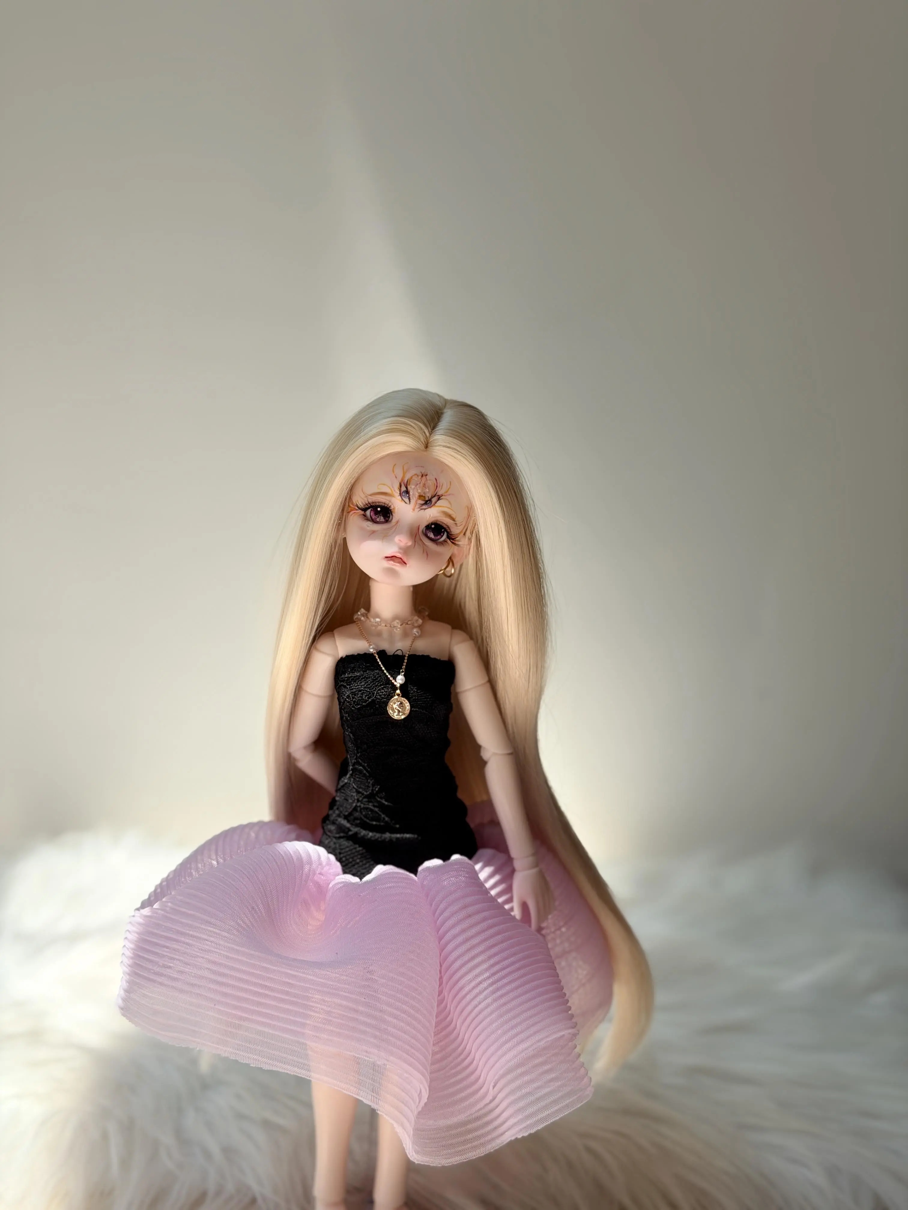 Dreaming Series - Handcrafted Poseable Collectible Doll – Figurine Art Figurine