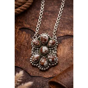 THE MINI CLUSTER NECKLACE