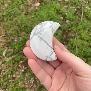 Howlite Moon